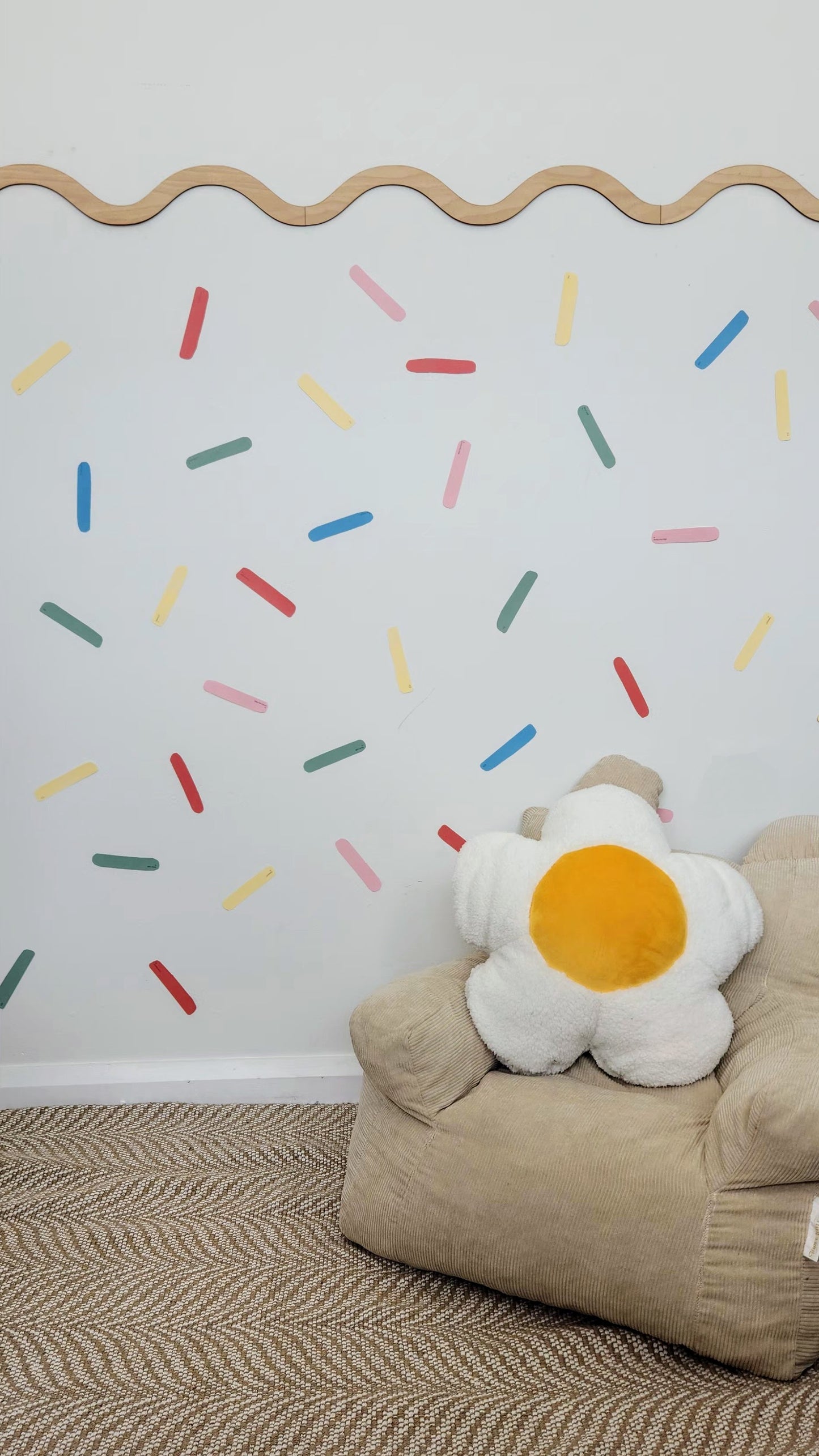 Decorative wall moulding