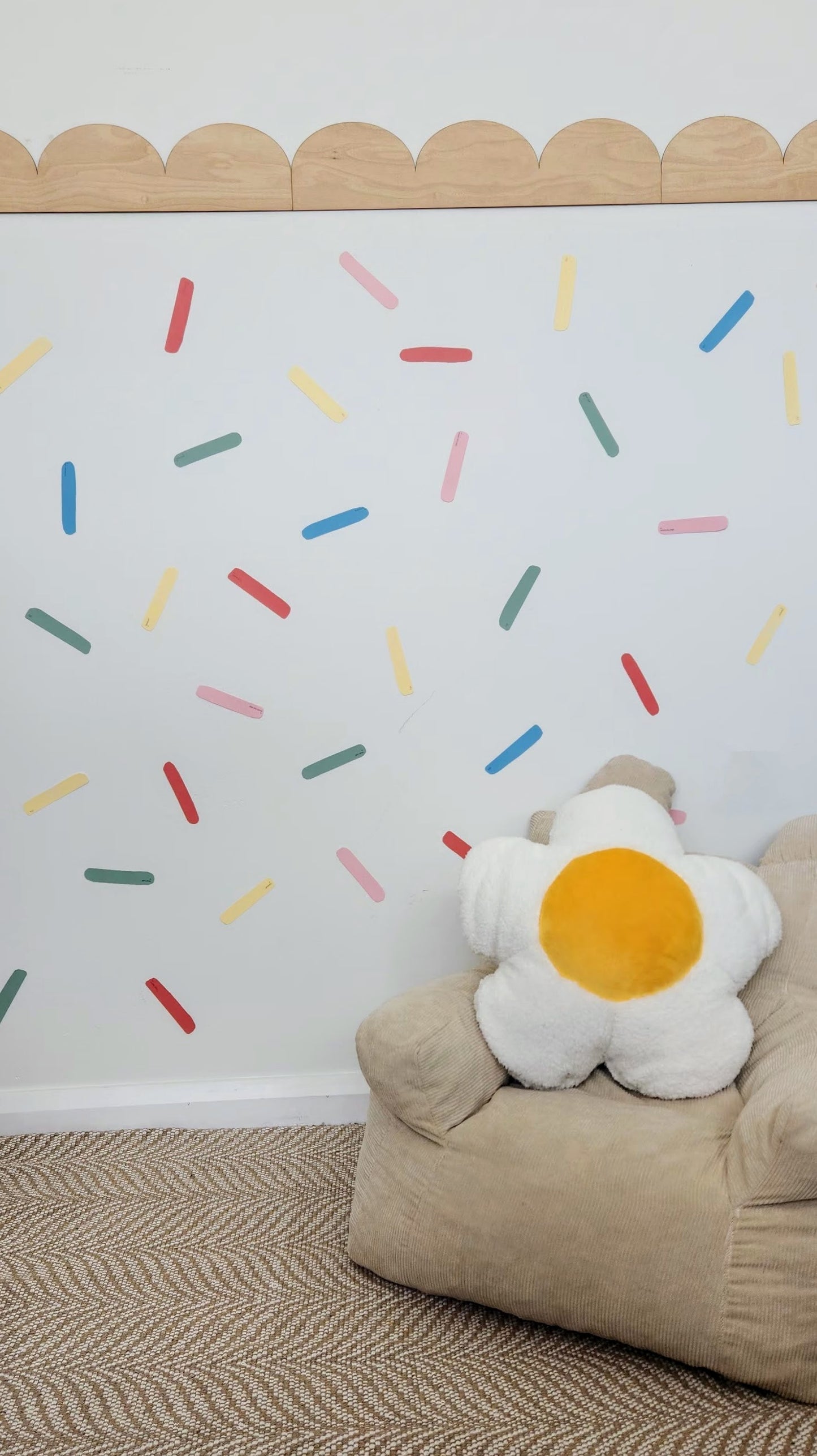 Decorative wall moulding